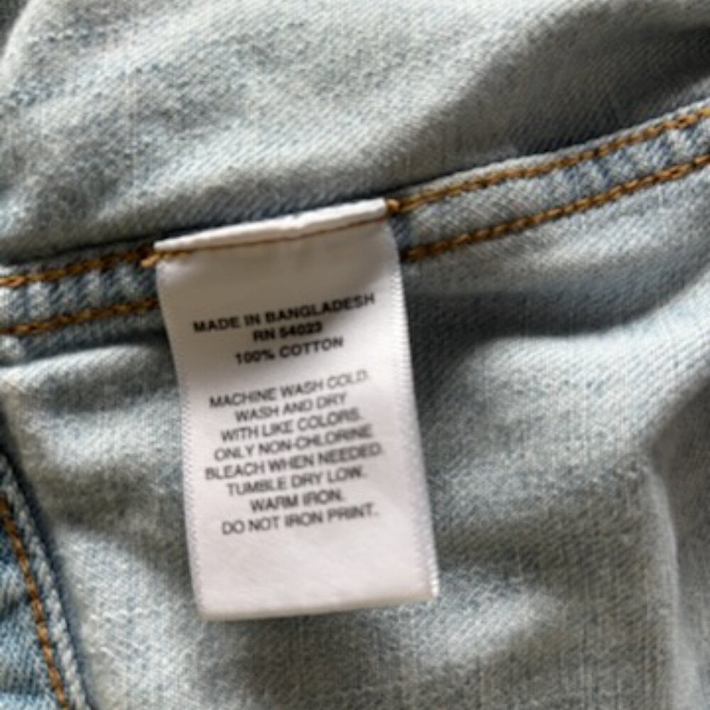 GAP 1969 Denim Jacket Light Wash Distressed Woman's Small - Picture 7 of 9